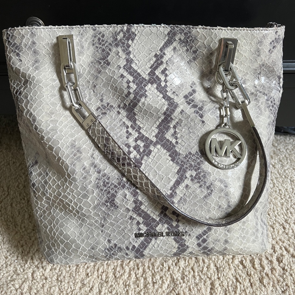 Michael Kors Shoulder Bag